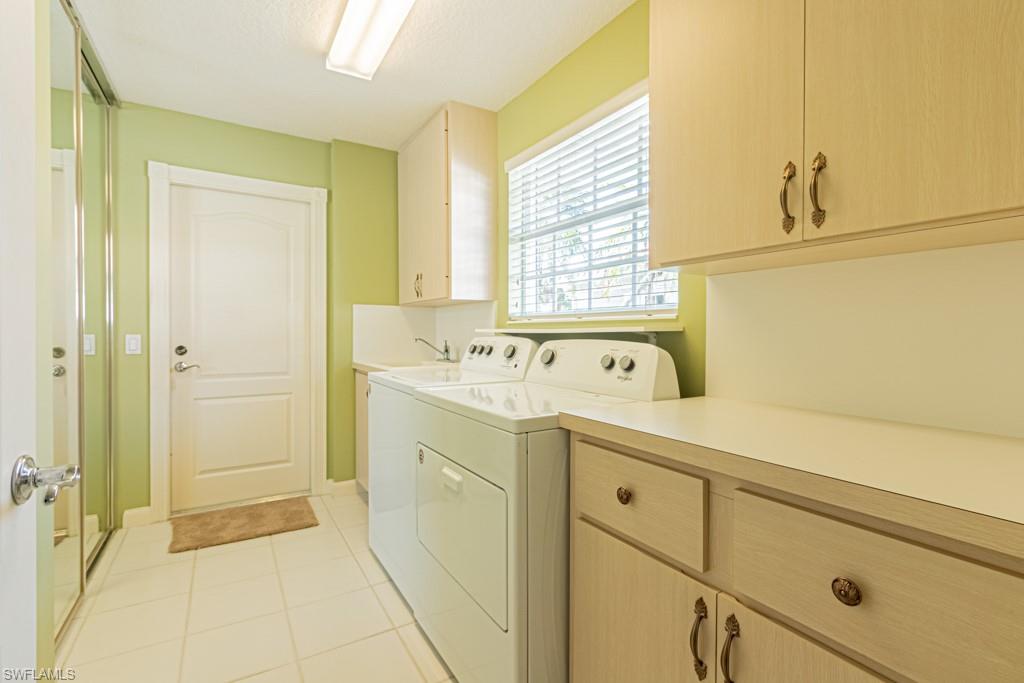 VILLAGE WALK - Residential