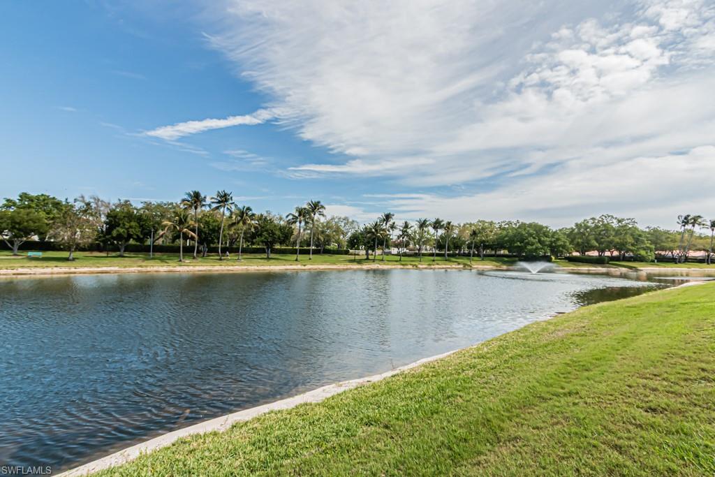 VILLAGE WALK - Residential