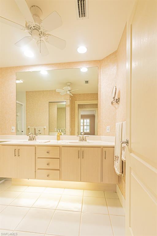 VILLAGE WALK - Residential