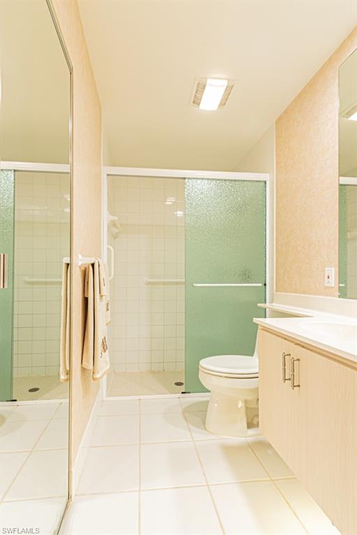 VILLAGE WALK - Residential