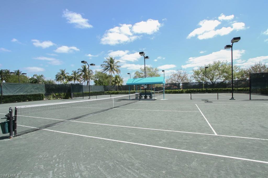 VILLAGE WALK - Residential