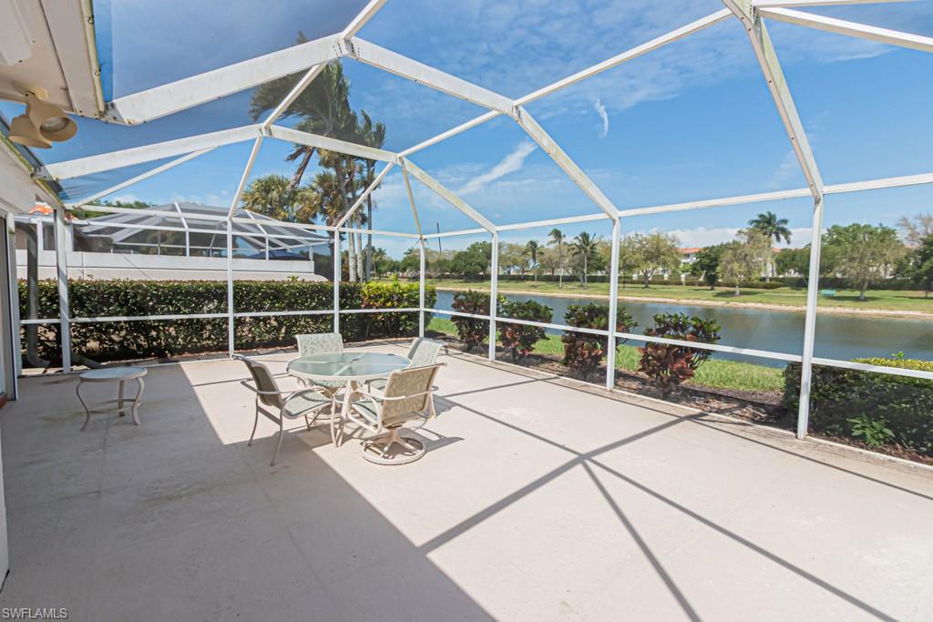 VILLAGE WALK - Residential