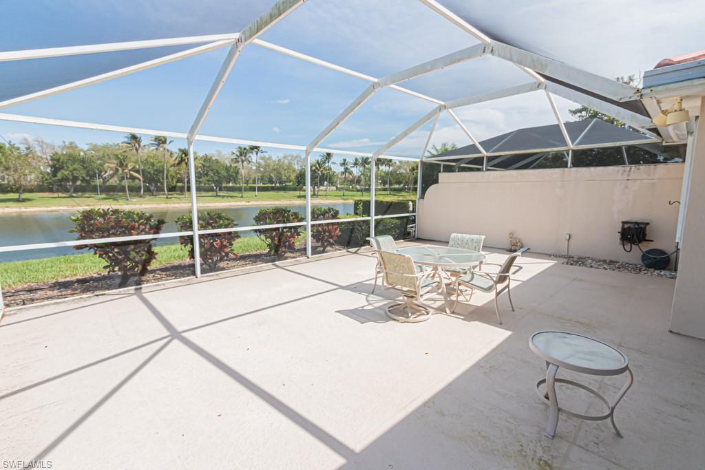 VILLAGE WALK - Residential