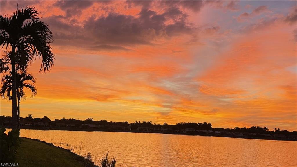 EMERALD LAKES - Residential Lease