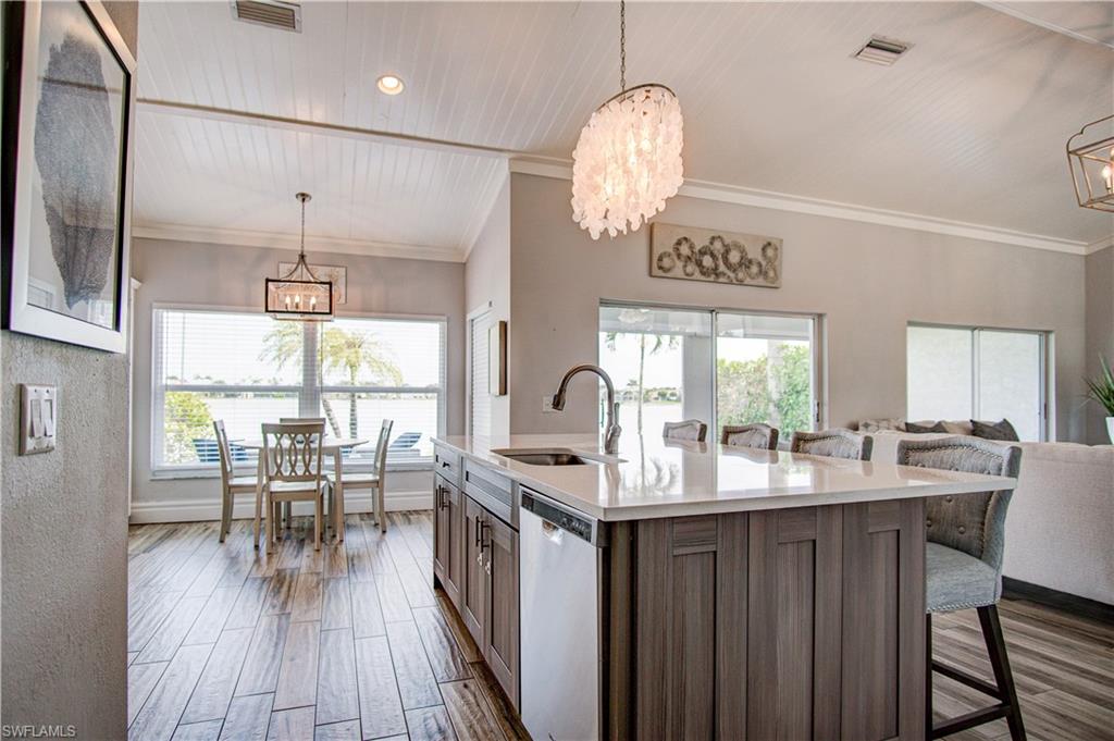 EMERALD LAKES - Residential Lease