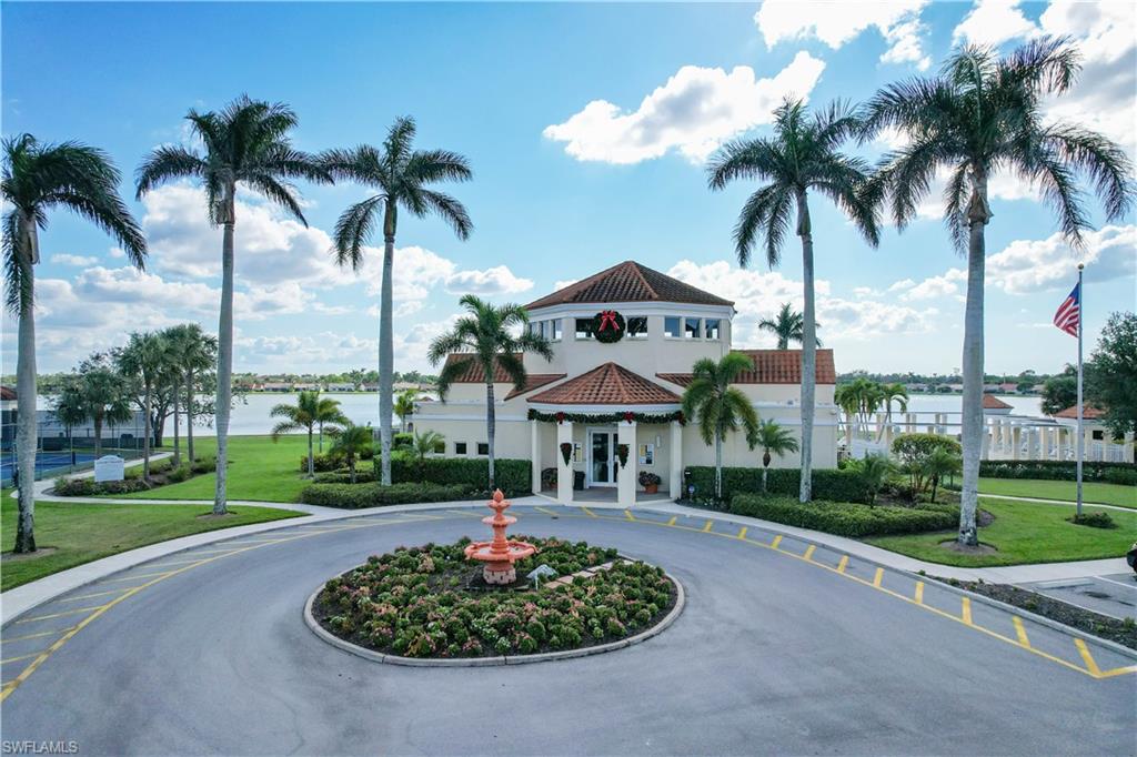 EMERALD LAKES - Residential Lease