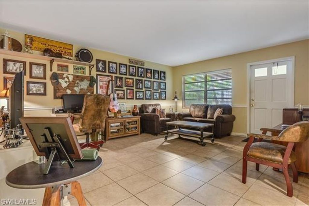 Photo of 4290 Gulfstream DR #4, NAPLES, FL 34112 (MLS # 225083079)