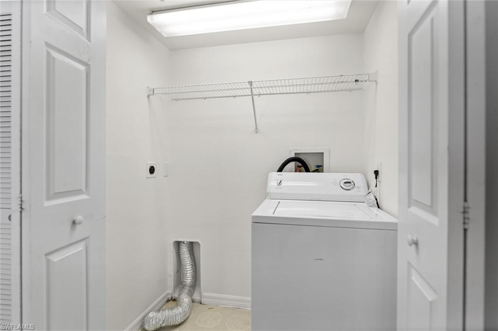 FOUR MILE COVE - Residential