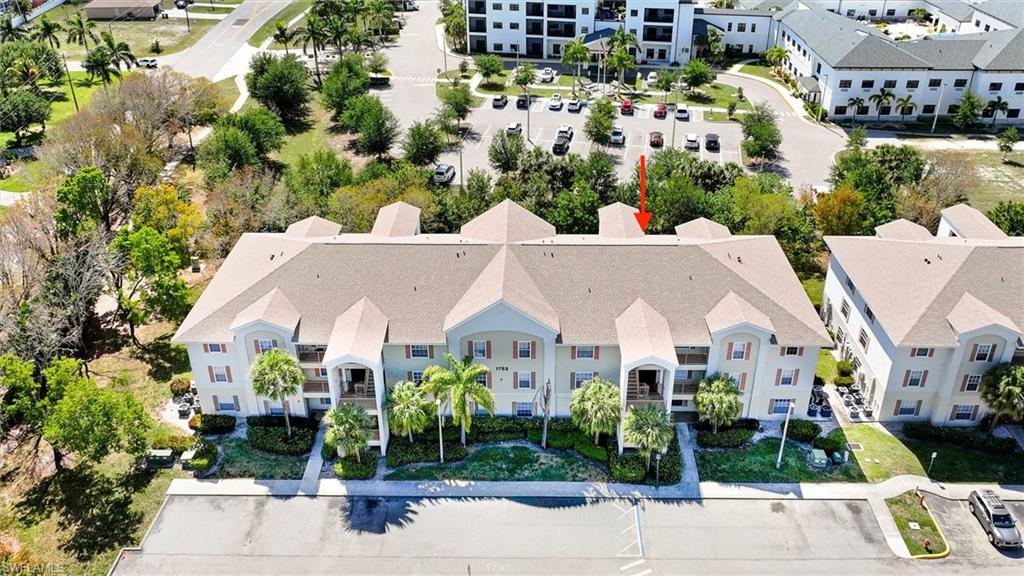 FOUR MILE COVE - Residential