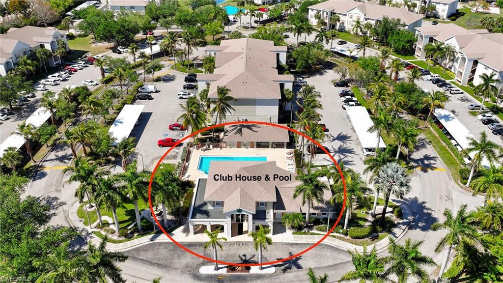 FOUR MILE COVE - Residential