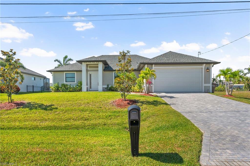 CAPE CORAL - Residential