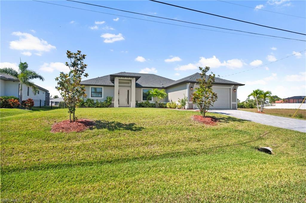 CAPE CORAL - Residential