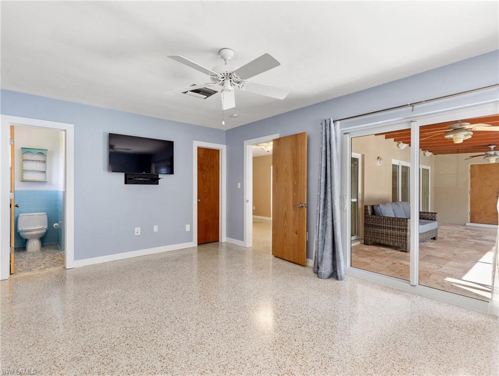 YORK MANOR - Residential