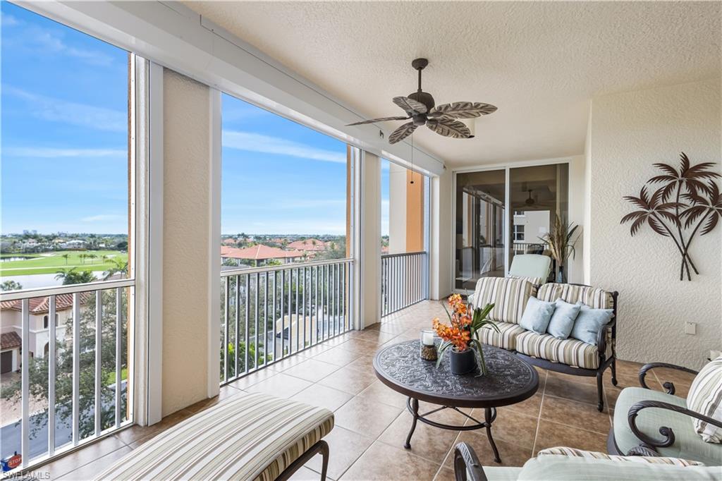 THE PARAMOUNT - Residential