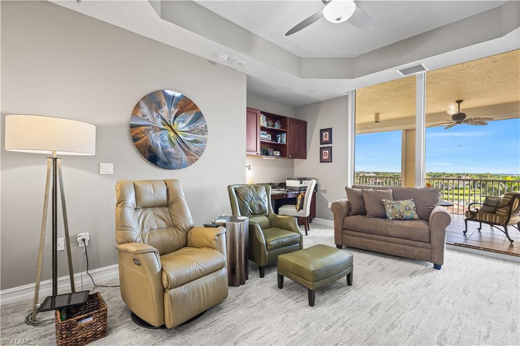 THE PARAMOUNT - Residential