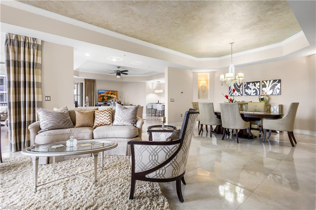 THE PARAMOUNT - Residential