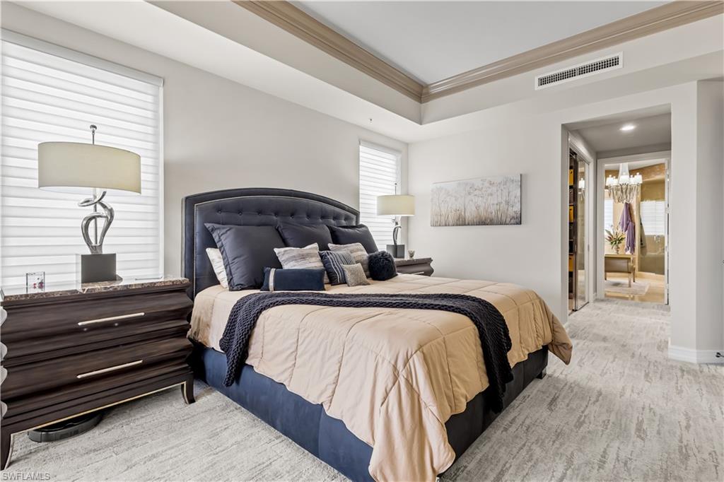 THE PARAMOUNT - Residential