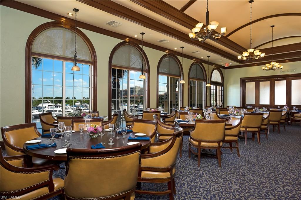 THE PARAMOUNT - Residential