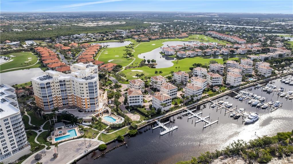 THE PARAMOUNT - Residential