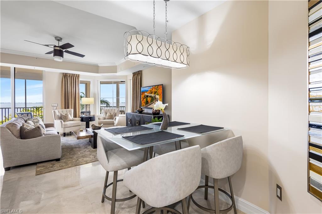 THE PARAMOUNT - Residential