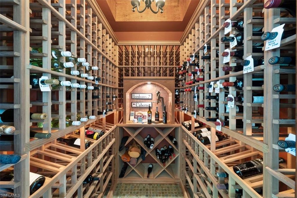 QUAIL WEST - Residential