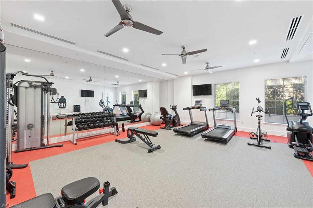 RESIDENCES AT 5TH & 5TH - Residential