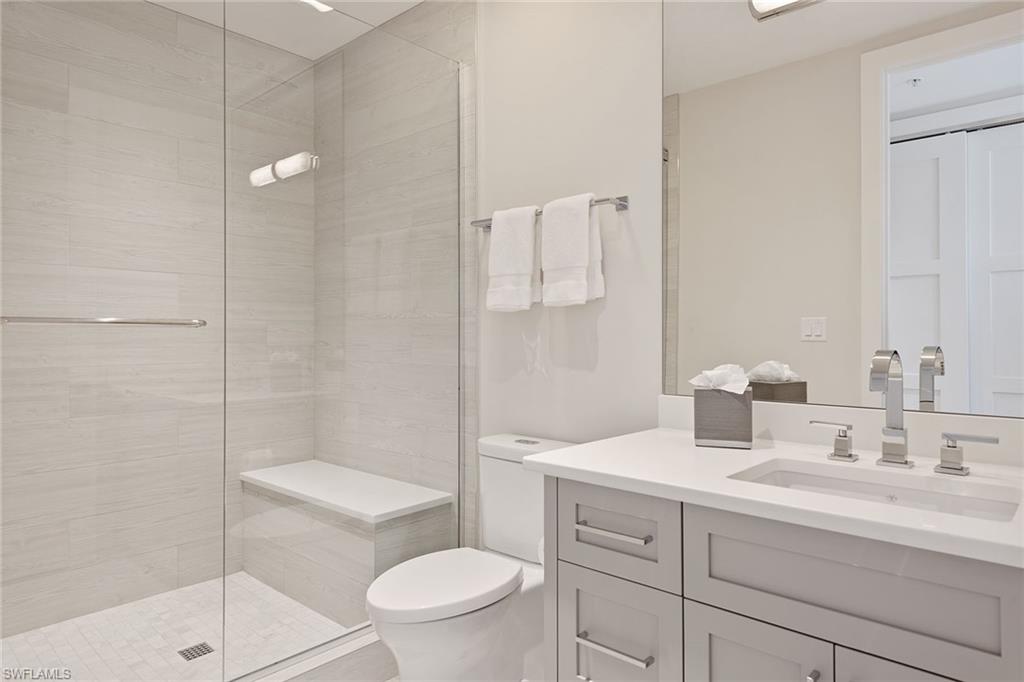 RESIDENCES AT 5TH & 5TH - Residential