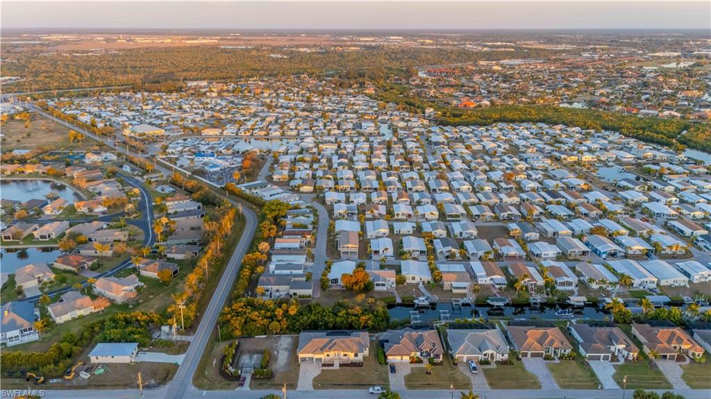 WINDWARD ISLE - Residential