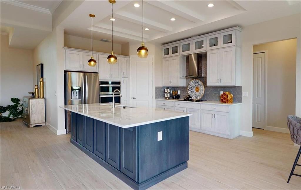 WINDWARD ISLE - Residential