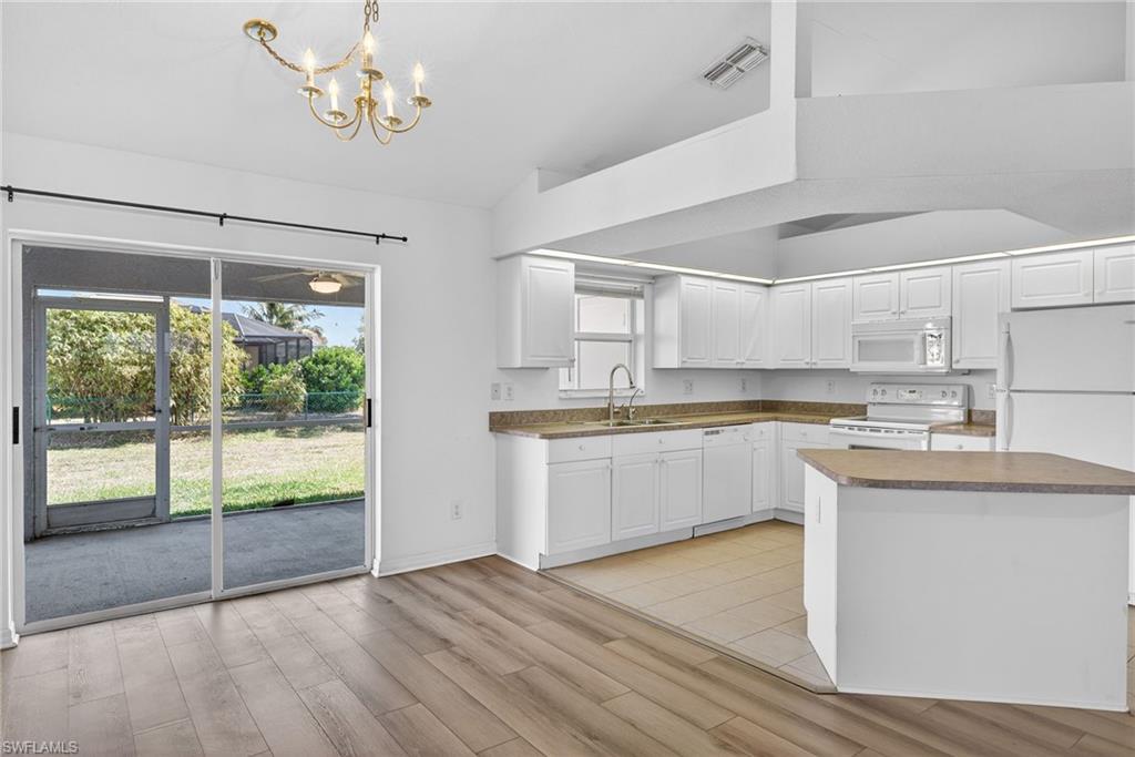 CAPE CORAL - Residential Lease