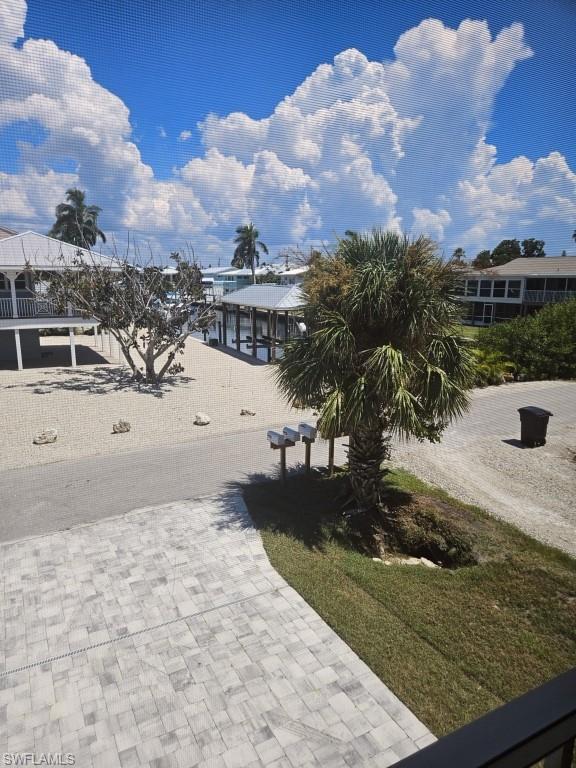 HOLIDAY HEIGHTS - Residential