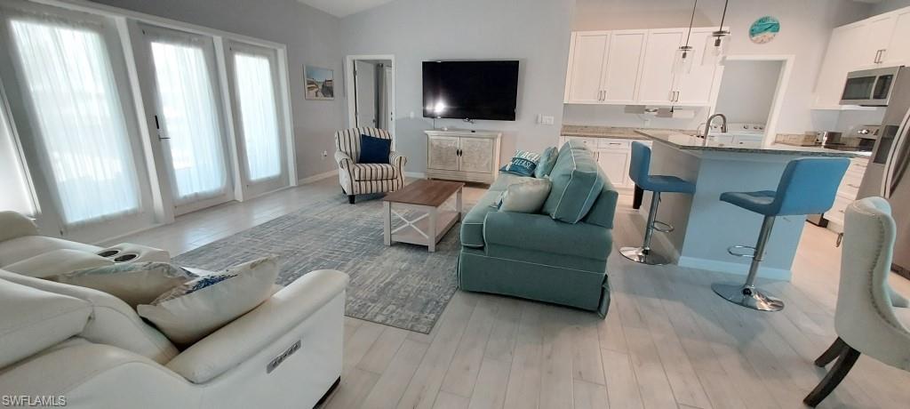 HOLIDAY HEIGHTS - Residential