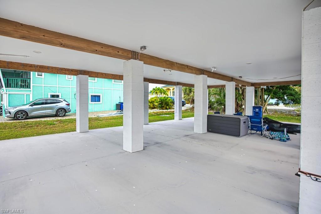 HOLIDAY HEIGHTS - Residential