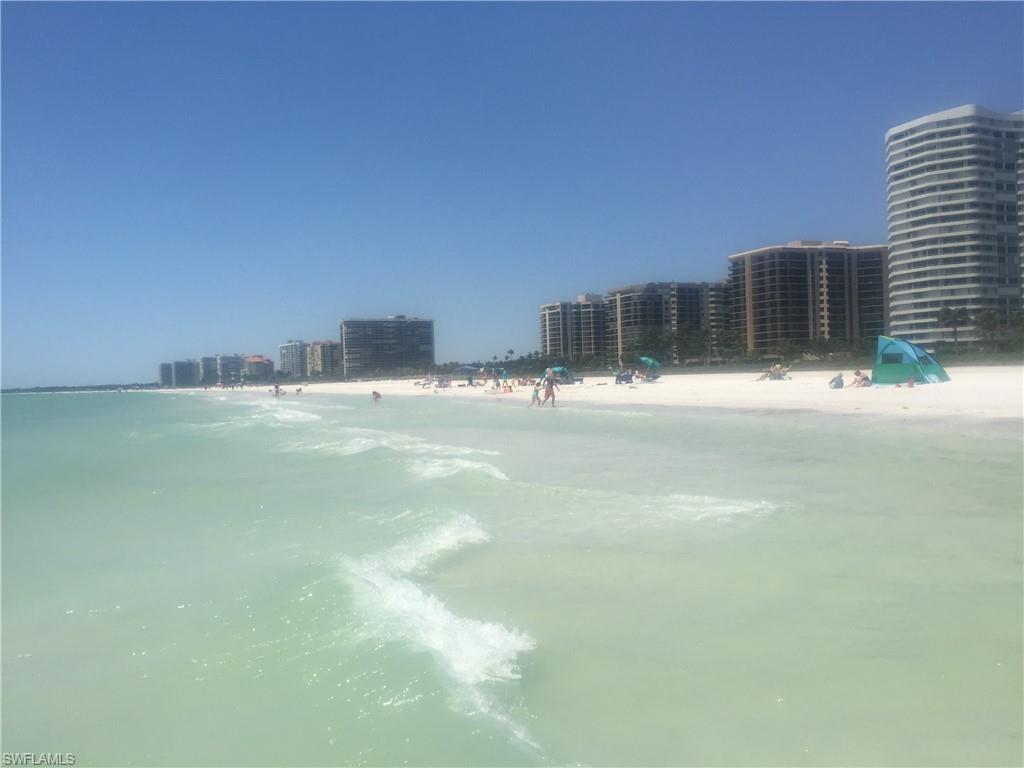 ISLAND MANOR APTS - Residential