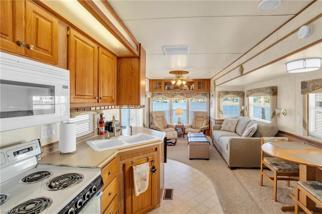 IMPERIAL WILDERNESS - Residential