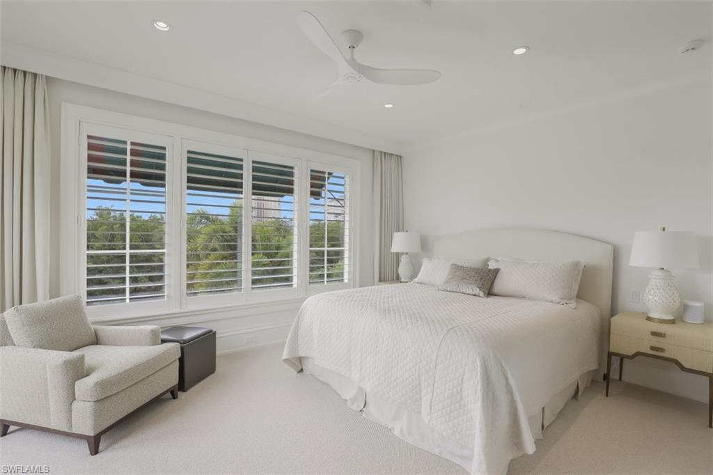 VIZCAYA AT BAY COLONY - Residential