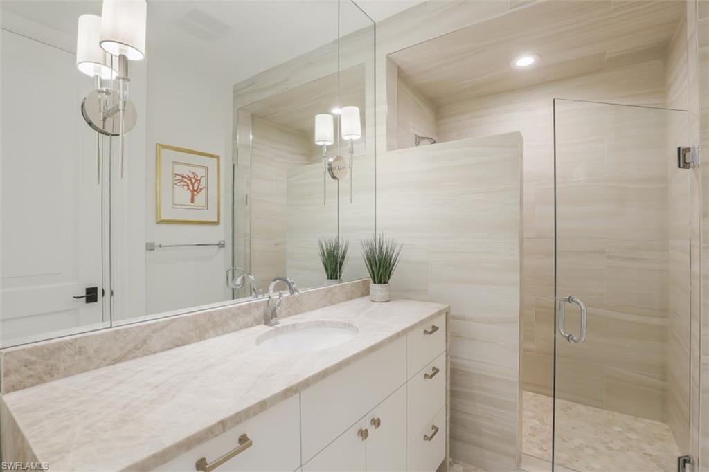 VIZCAYA AT BAY COLONY - Residential