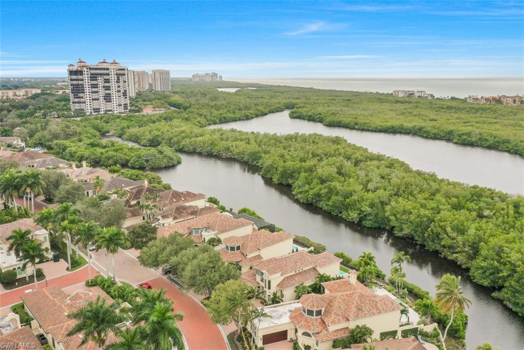 VIZCAYA AT BAY COLONY - Residential