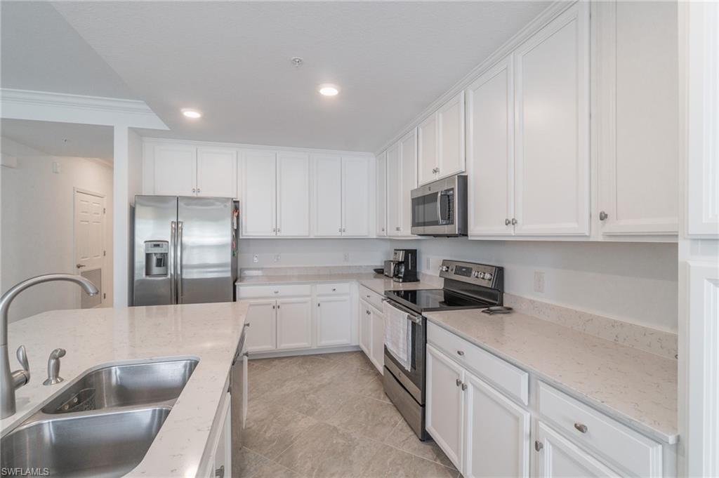 TREVI - Residential Lease