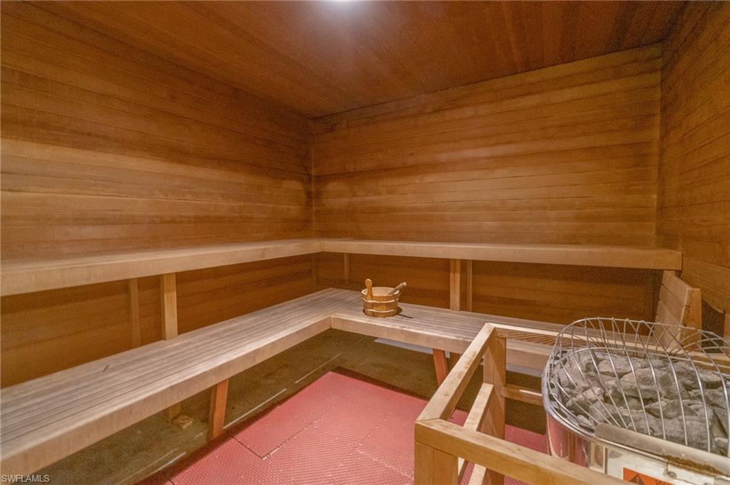 TREVI - Residential Lease