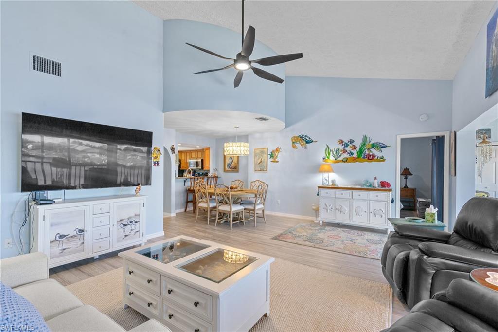 AQUA VISTA CONDO - Residential