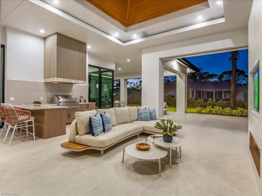 PINE RIDGE - Residential