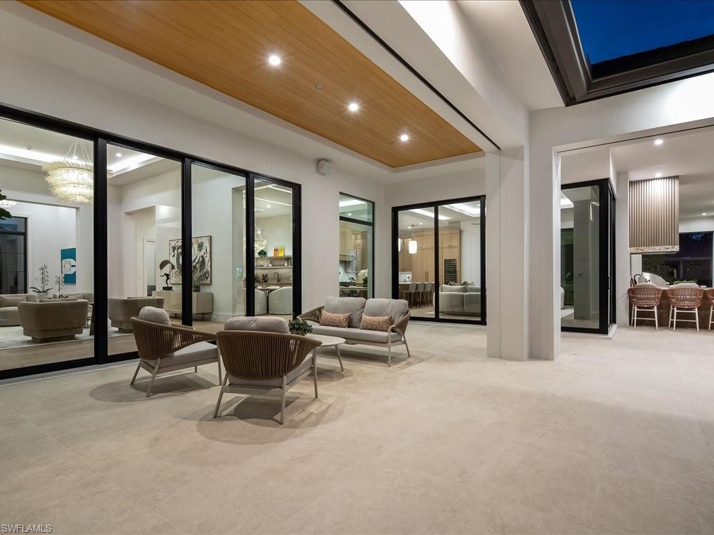 PINE RIDGE - Residential