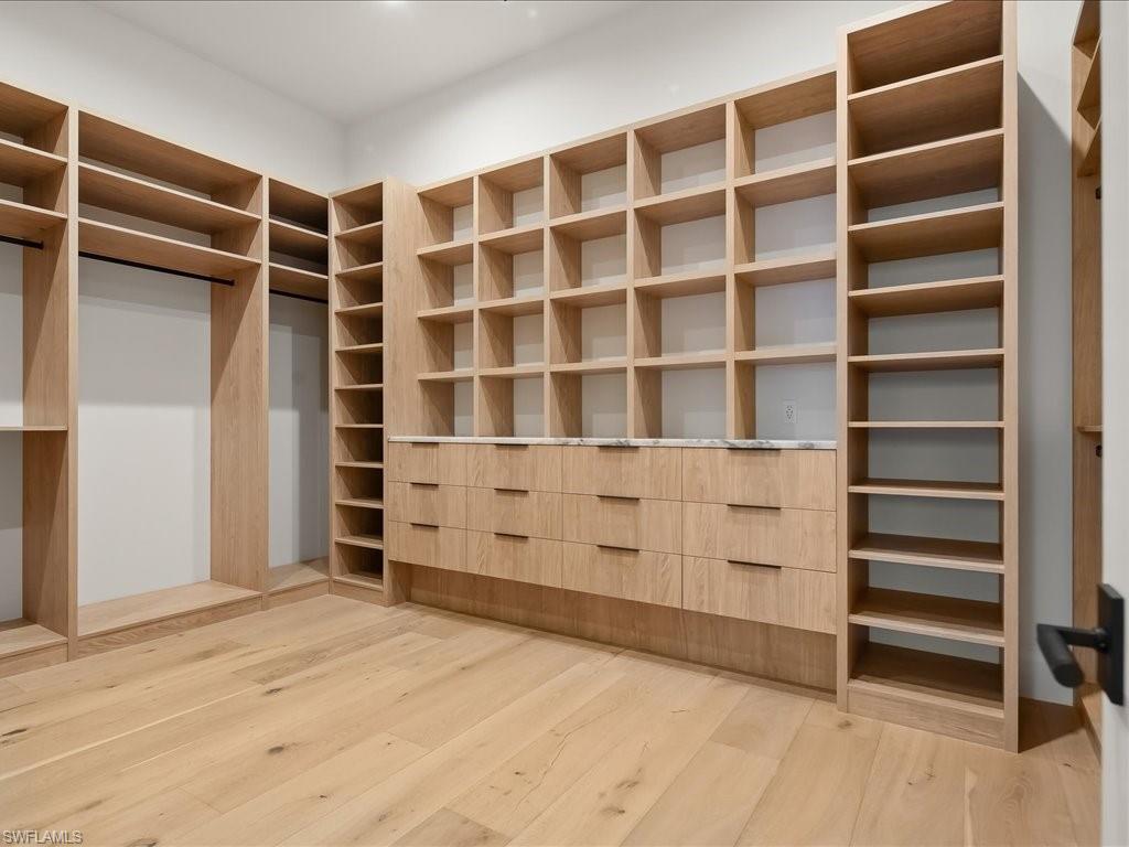 PINE RIDGE - Residential