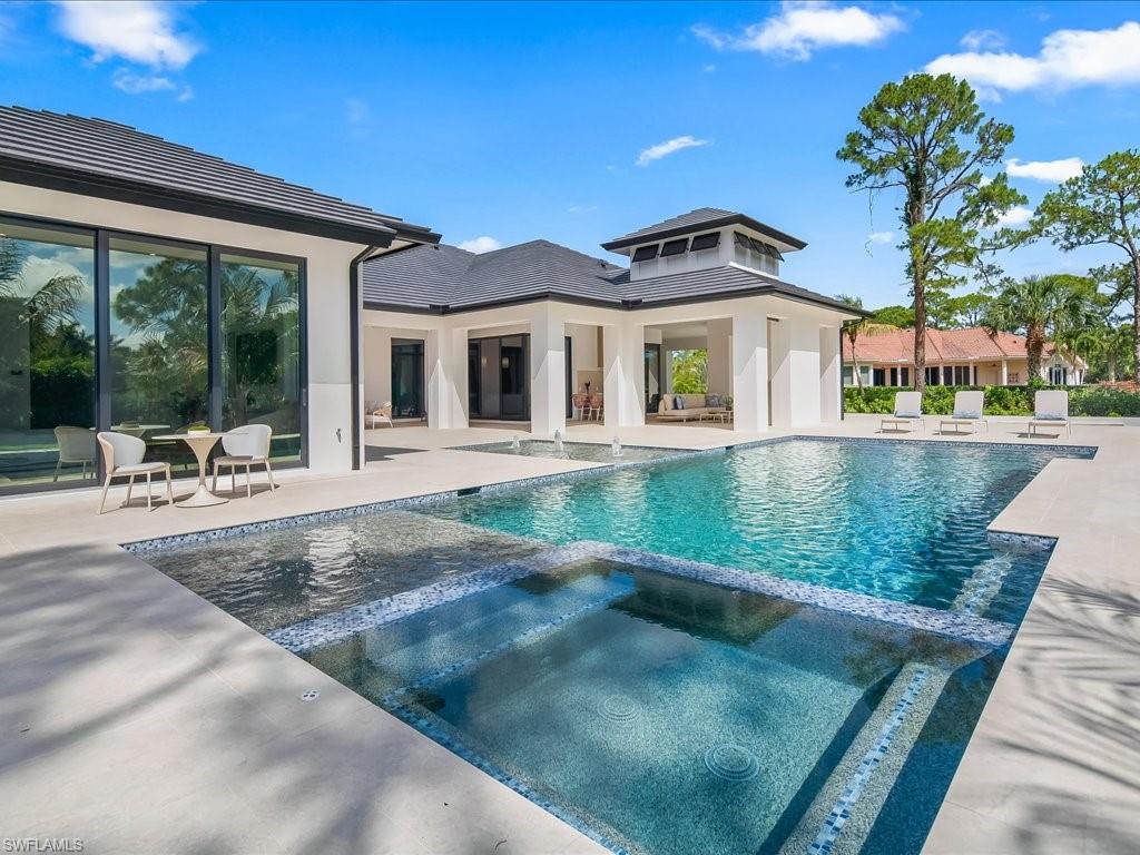 PINE RIDGE - Residential