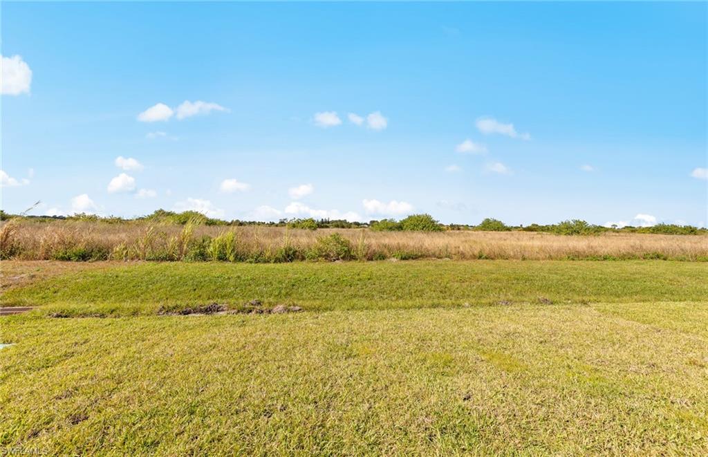 WHISPERING LAKES - Residential