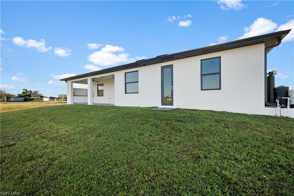CAPE CORAL - Residential