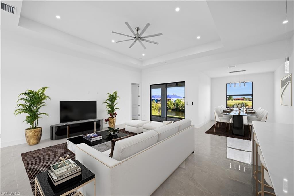 CAPE CORAL - Residential