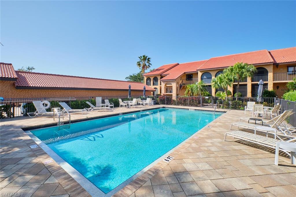 ROSE GARDEN VILLAS CONDO - Residential