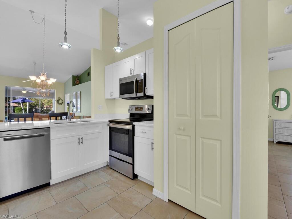 PALOMINO VILLAGE - Residential